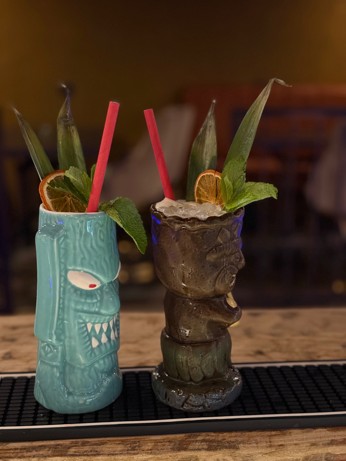 Erfrischend & Tiki in der Moon Bar